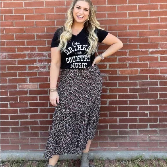 Maurices Ditsy Floral High Rise Ruffle Tiered Pull On Midi Skirt Flowy Textured - Picture 16 of 16